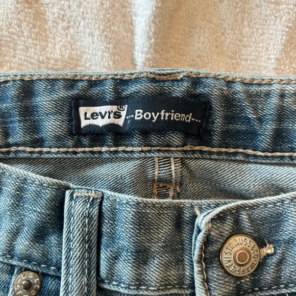 Levi’s Distressed Jeans - Size 8 (Adjustable) - Picture 4 of 8